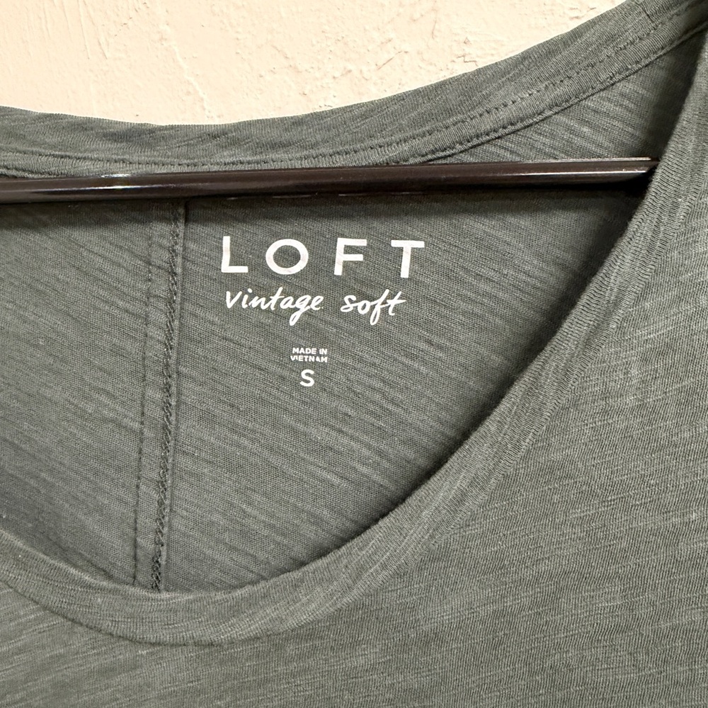 LOFT Short Sleeve Scoop Neck Pocket Tee - Slate Green - Picture 2 of 2
